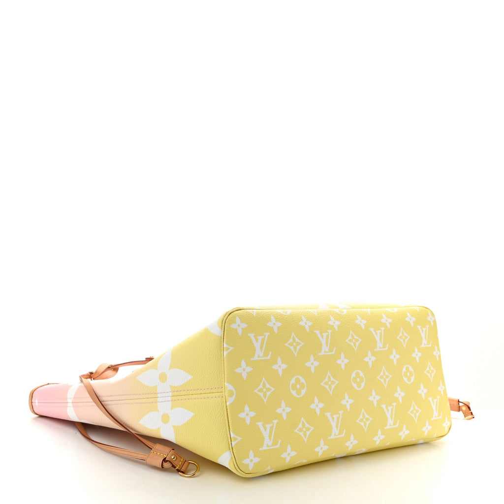 Monogram Giant By The Pool Neverfull MM  Light Pink