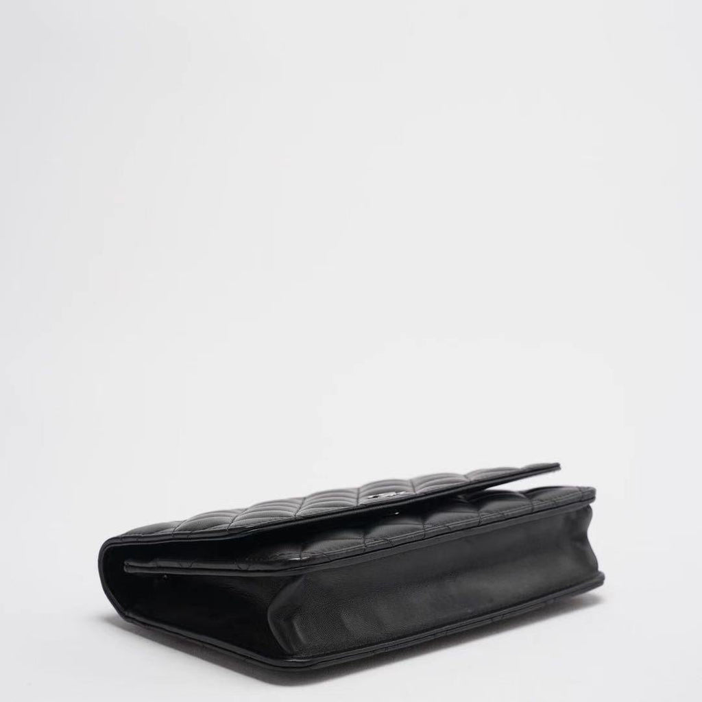 Chanel Wallet on Chain (WOC) Black Cross Body Bag Lambskin Leather Silver Hardware 2017
