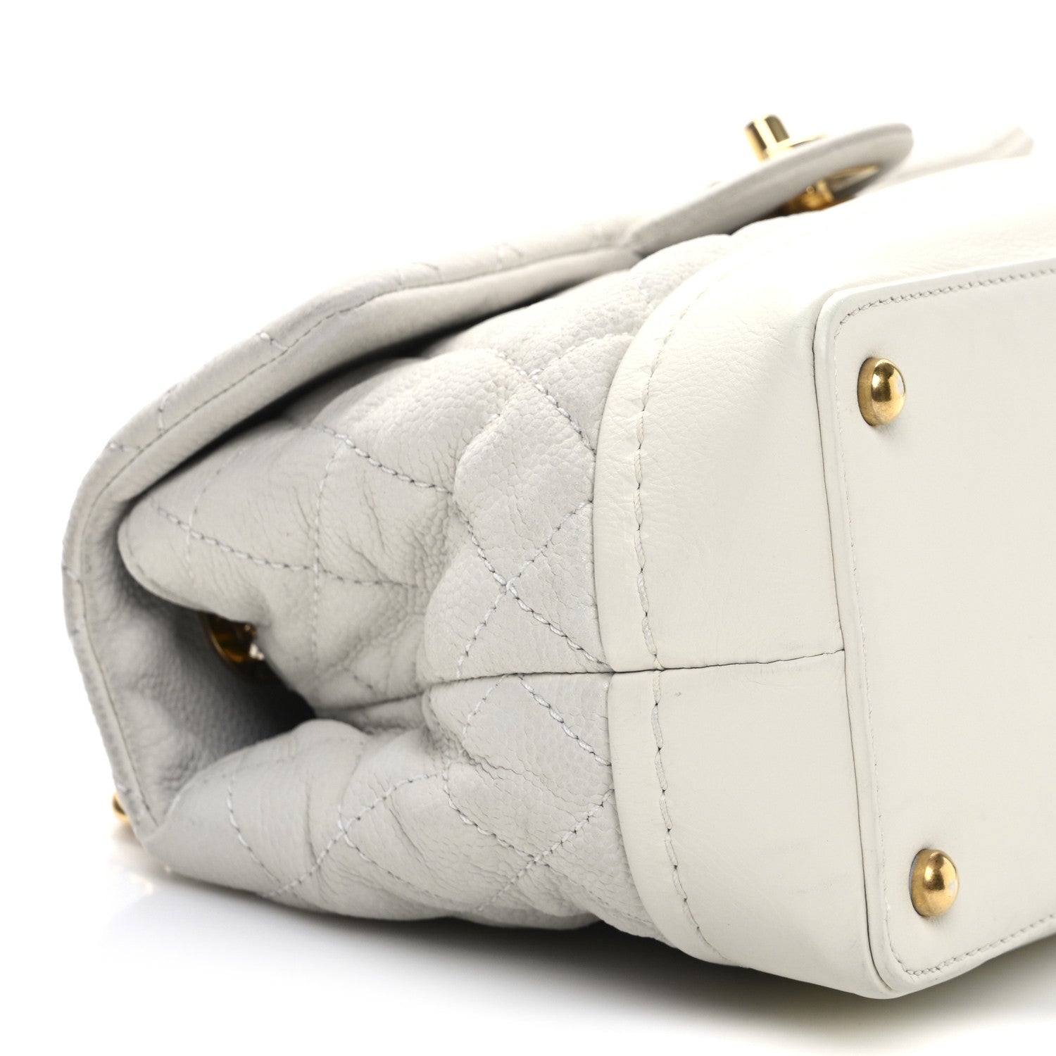Iridescent Caviar Quilted Medium Globe Trotter Flap White