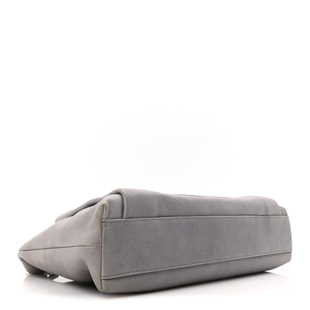 Caviar CC Hobo Grey
