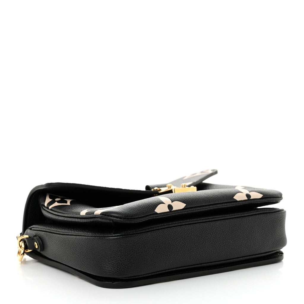 Empreinte Monogram Giant Pochette Metis Black Beige
