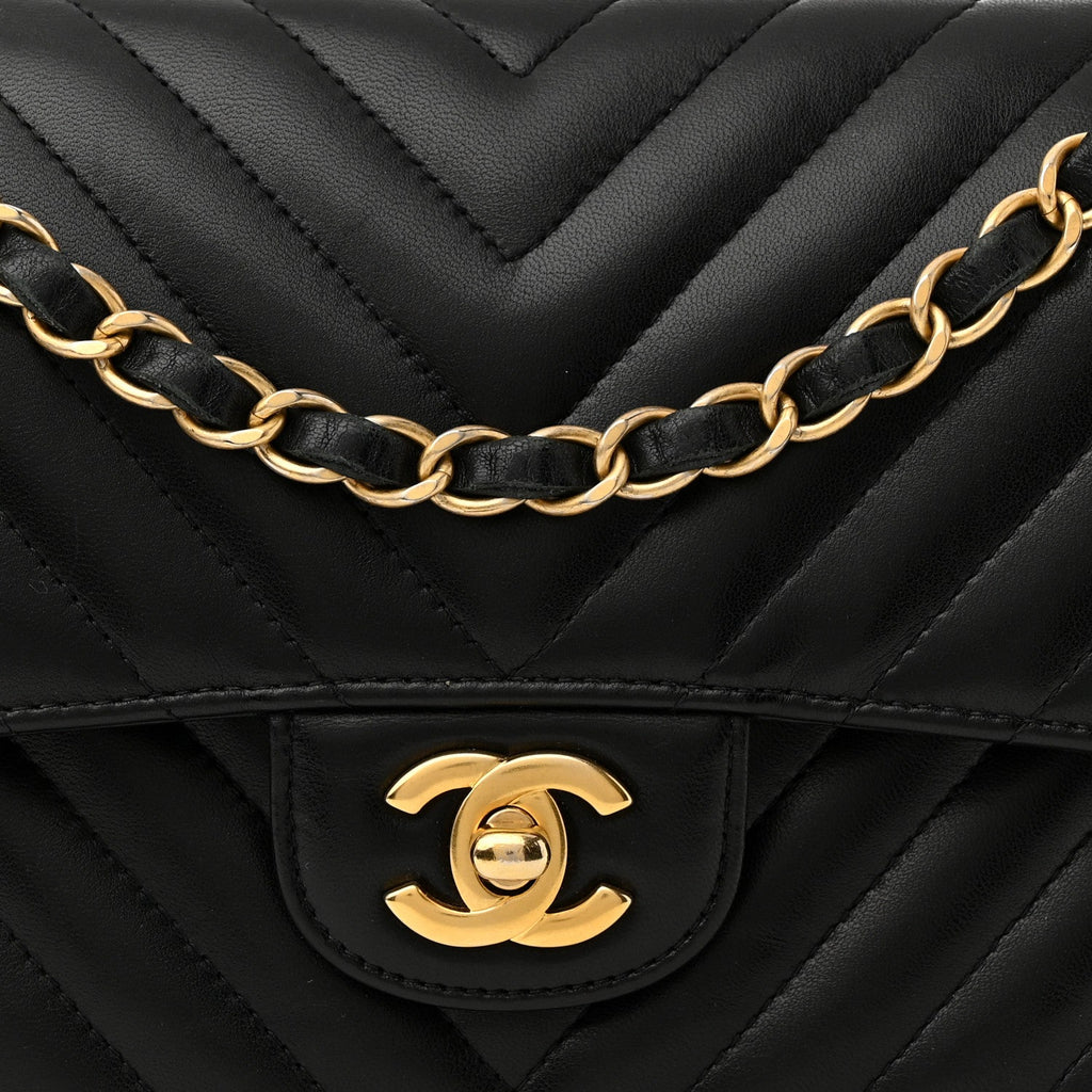 Lambskin Chevron Quilted Small Double Flap Black