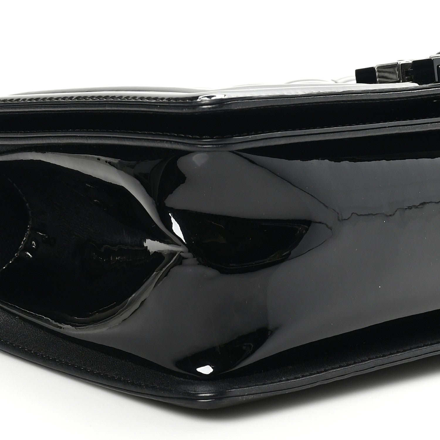 Patent Calfskin Quilted Medium Plexiglass Boy Flap Black