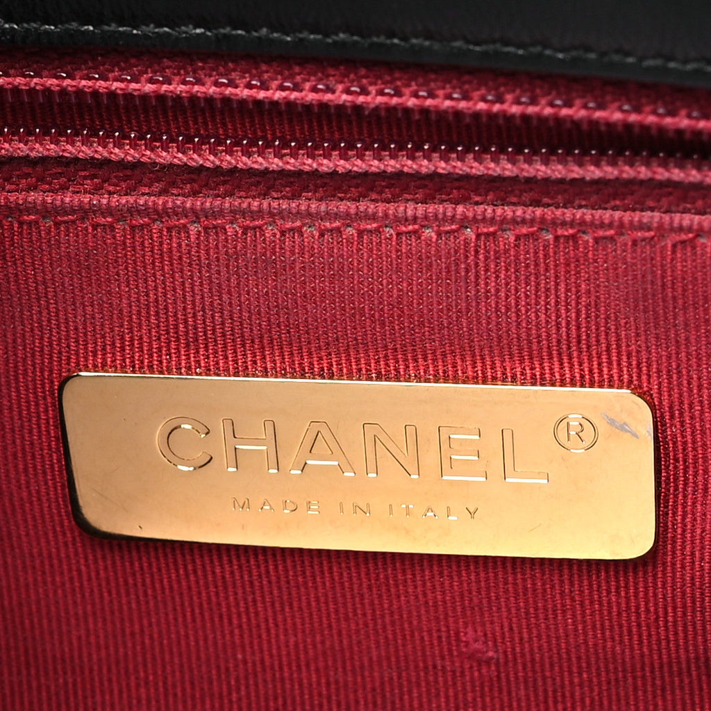 Lambskin Quilted Medium Chanel 19 Flap Black