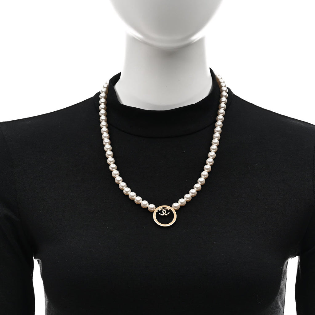 Pearl CC Round Long Necklace Gold White