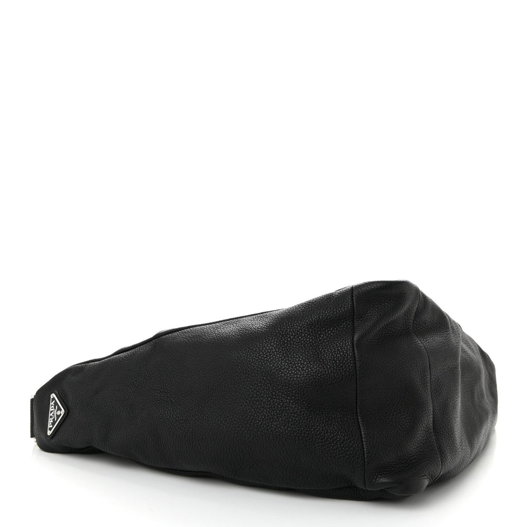 Vitello Daino Triangle Shoulder Bag Black