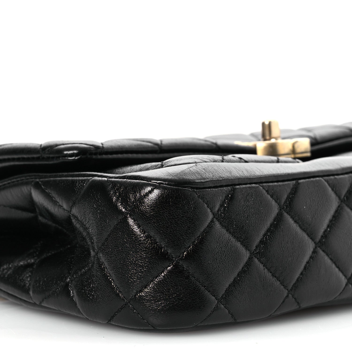 Shiny Lambskin Quilted Small Daily Friend Flap Black