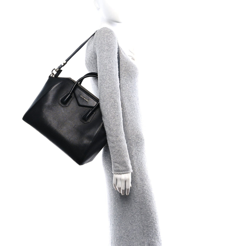 Sugar Goatskin Medium Antigona Black