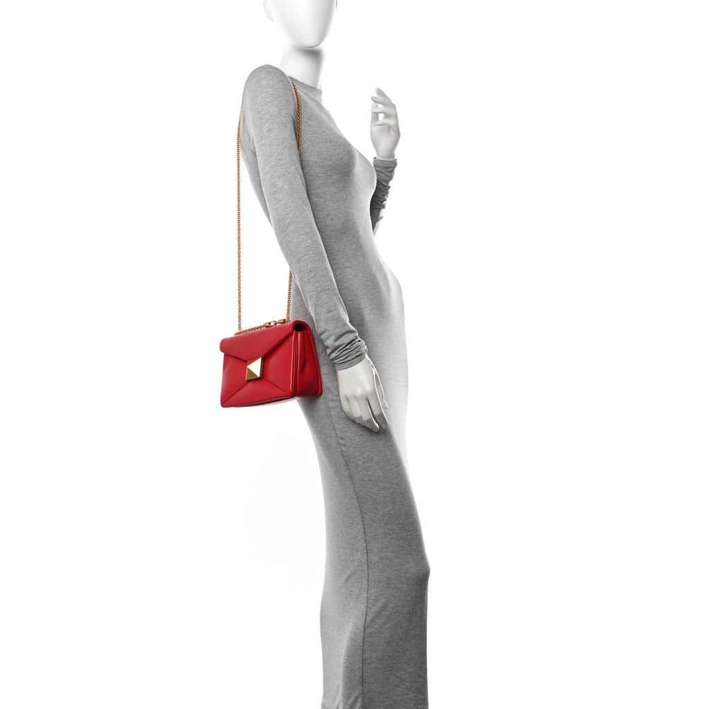 Nappa One Stud Chain Clutch Rouge Pur