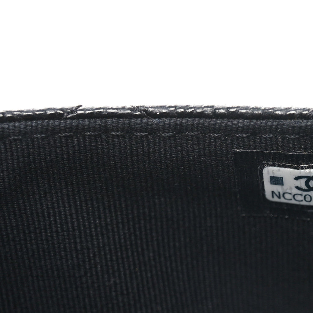 Caviar Quilted CC Zip Around  Holder Black