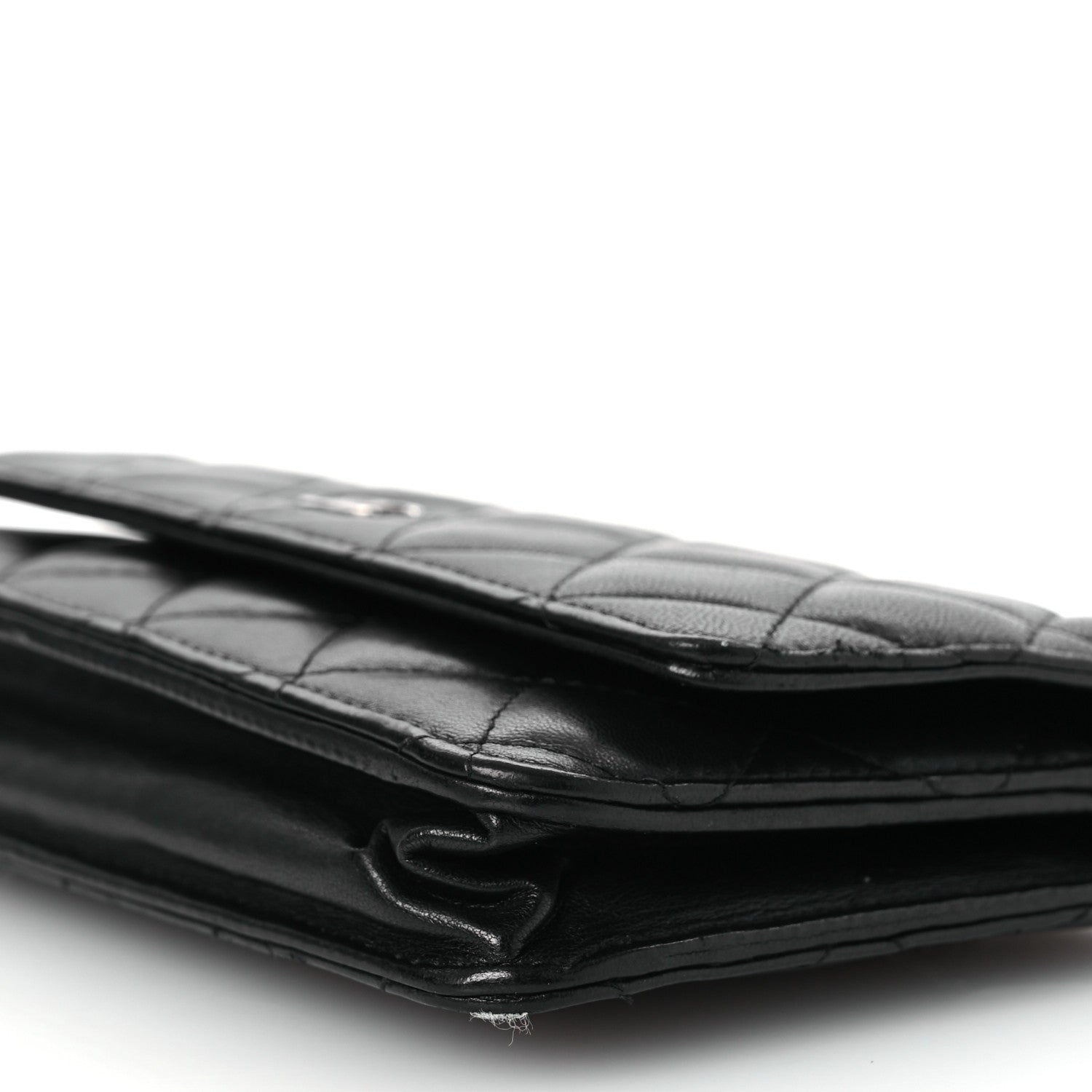 Lambskin Quilted Wallet On Chain WOC Black