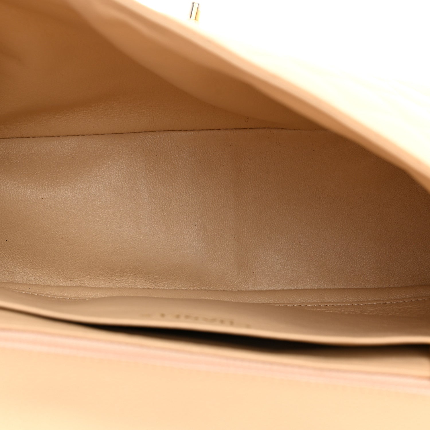 Caviar Quilted Jumbo Single Flap Beige