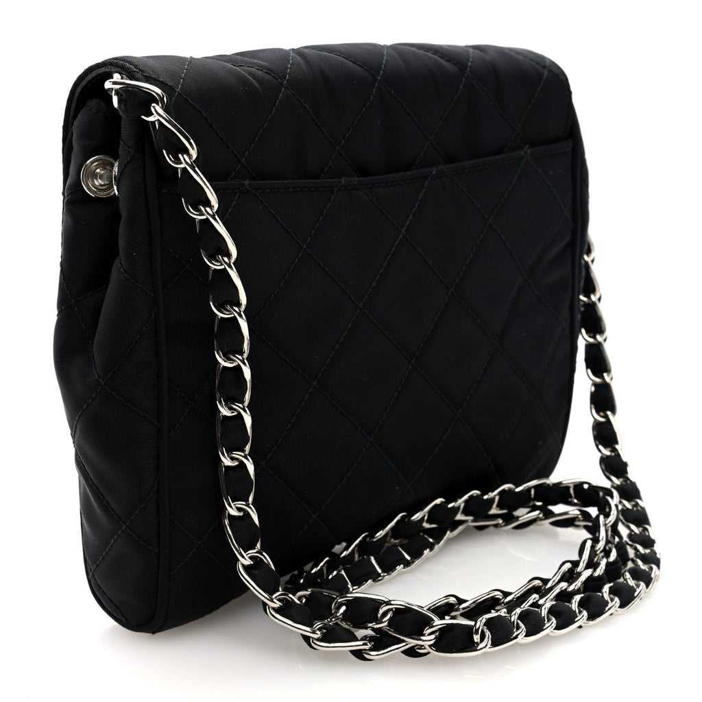 Nylon Tessuto Impuntu Quilted Flap Black