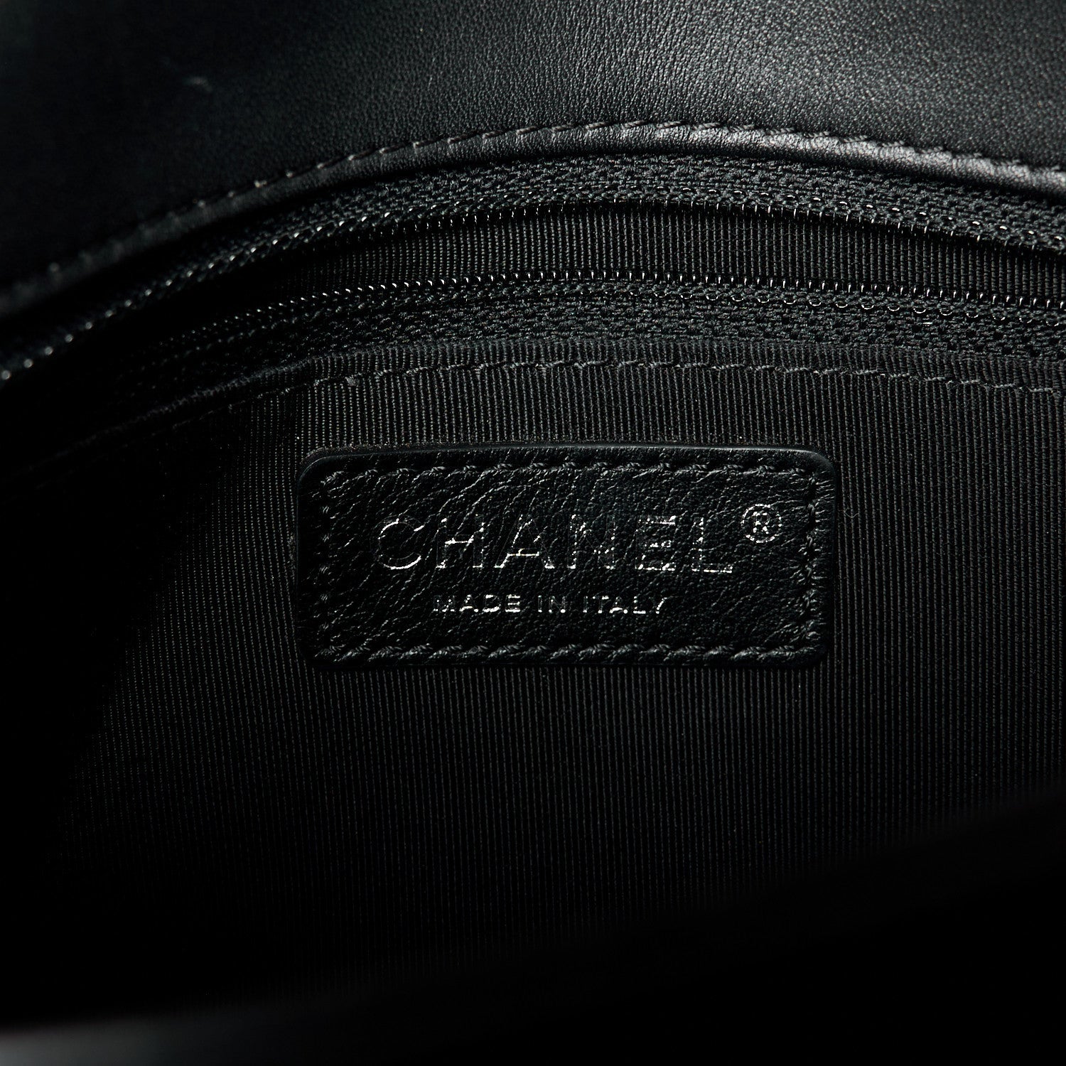 Calfskin Small Tramezzo Flap Black