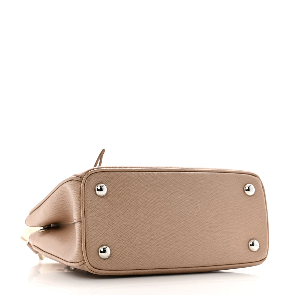 Saffiano Lux Micro Galleria Shoulder Bag Cammeo