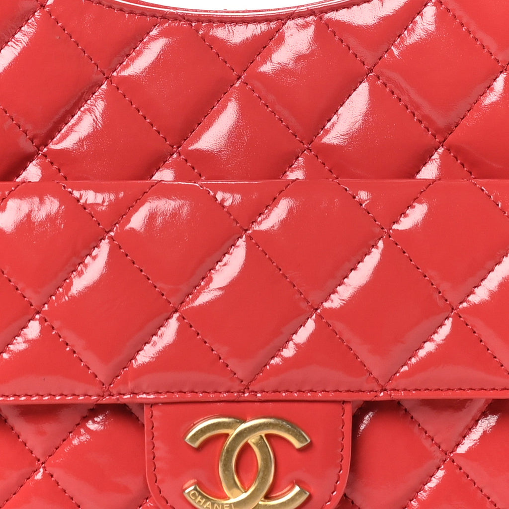 Shiny Crumpled Calfskin Quilted Wavy CC Hobo Red
