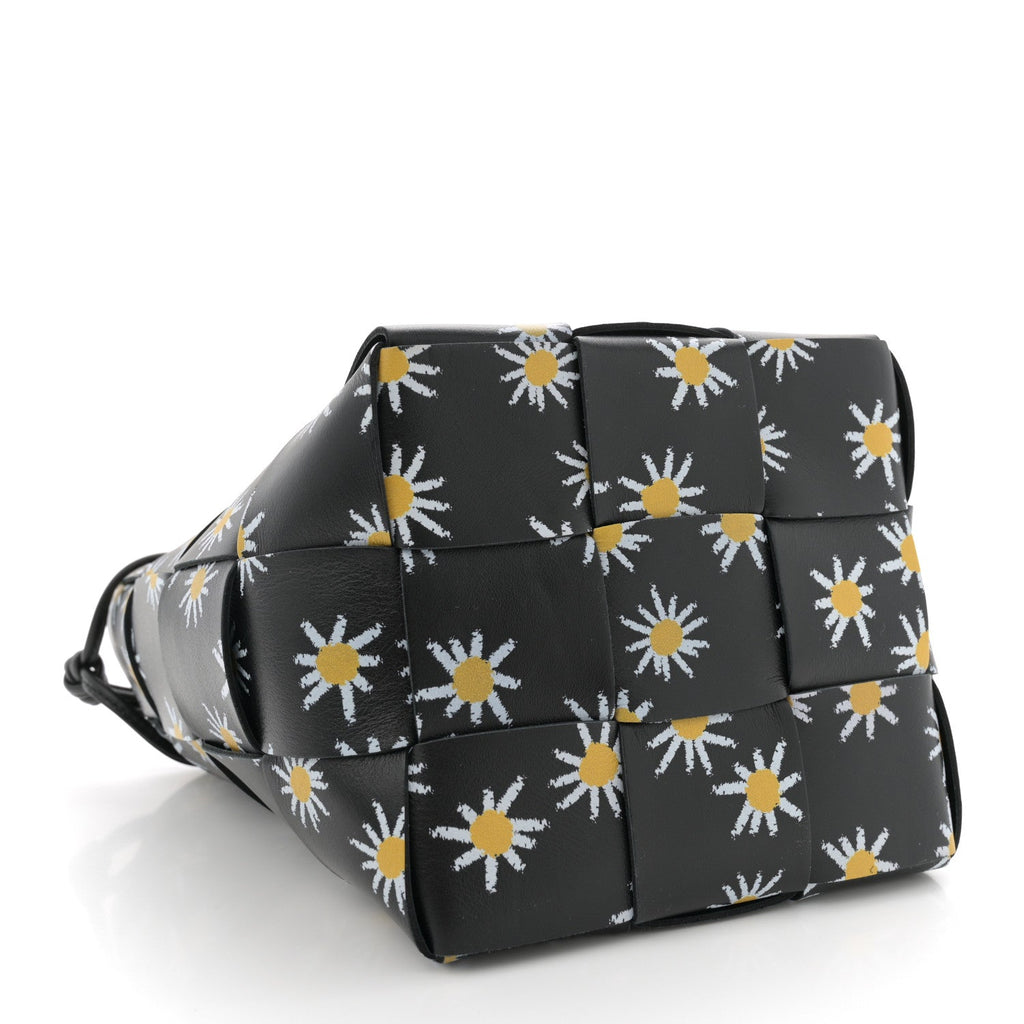 Nappa Maxi Intrecciato Daisy Print Small Cassette Bucket Bag Black White Yellow