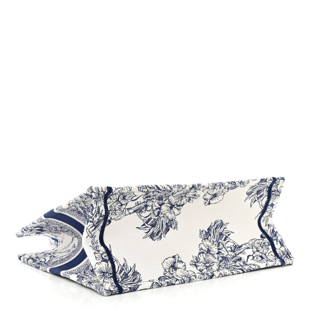 Canvas Embroidered Medium Reve d'Infini Book Tote Blue