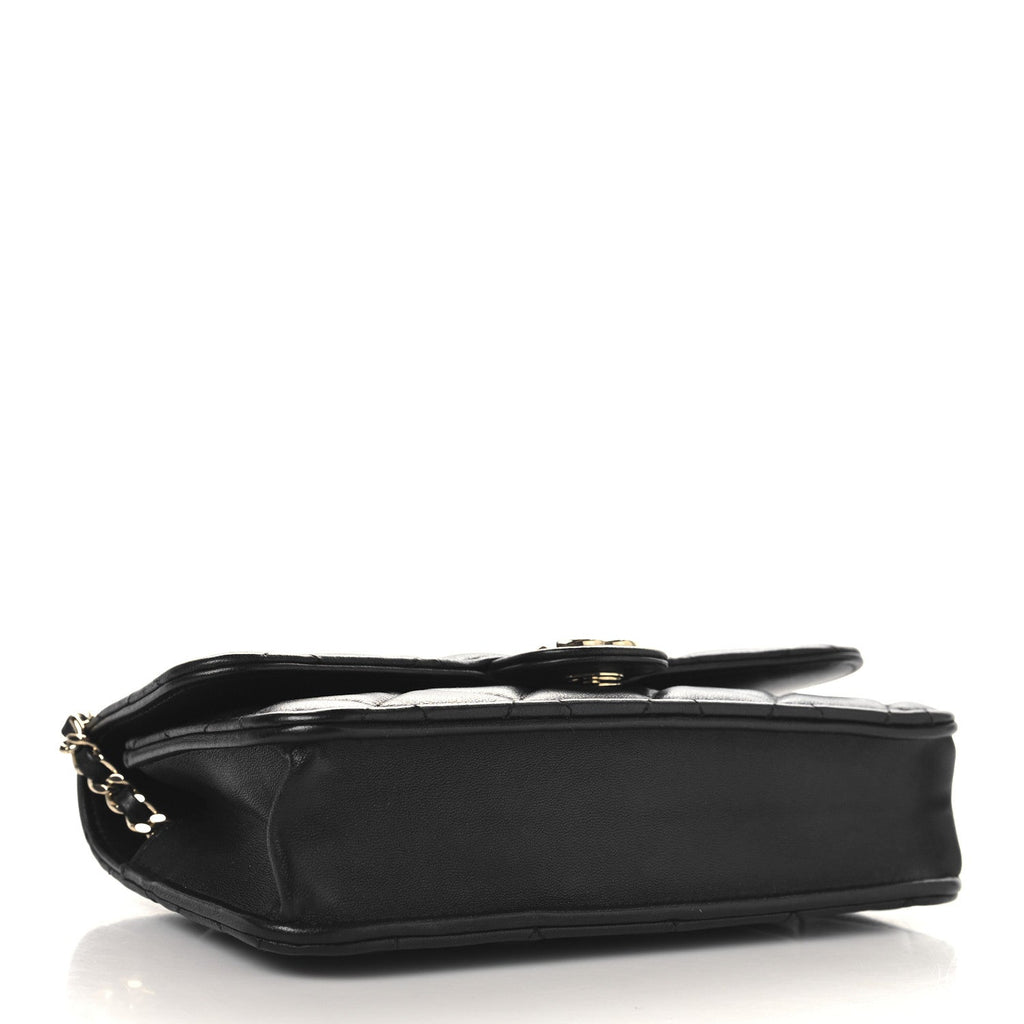 Lambskin Quilted Flap Phone Holder With Chain Black