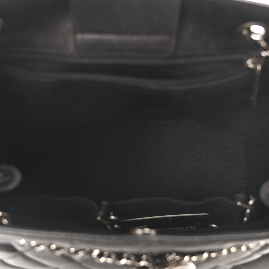 Caviar Quilted Large CC Bucket Bag Black