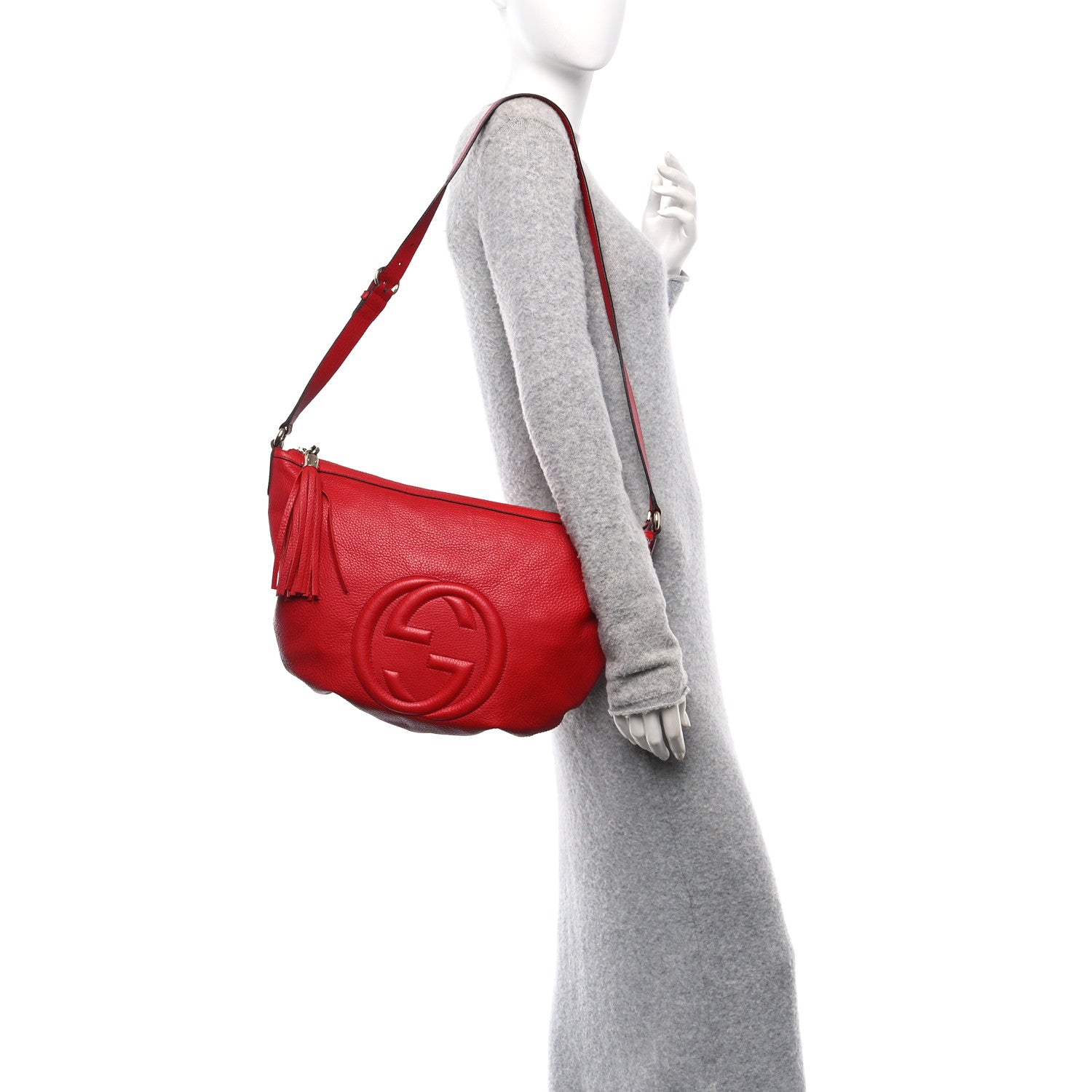 Pebbled Calfskin Medium Soho Hobo Red