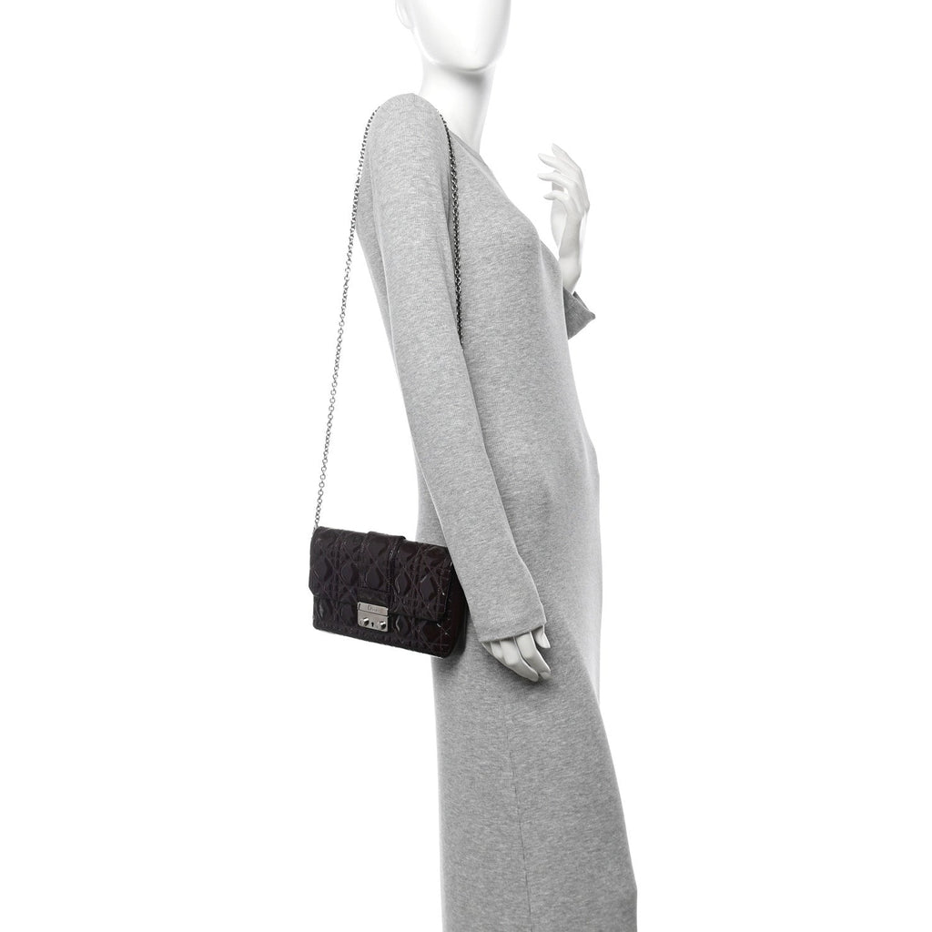 Patent Cannage New Lock Pouch Violet
