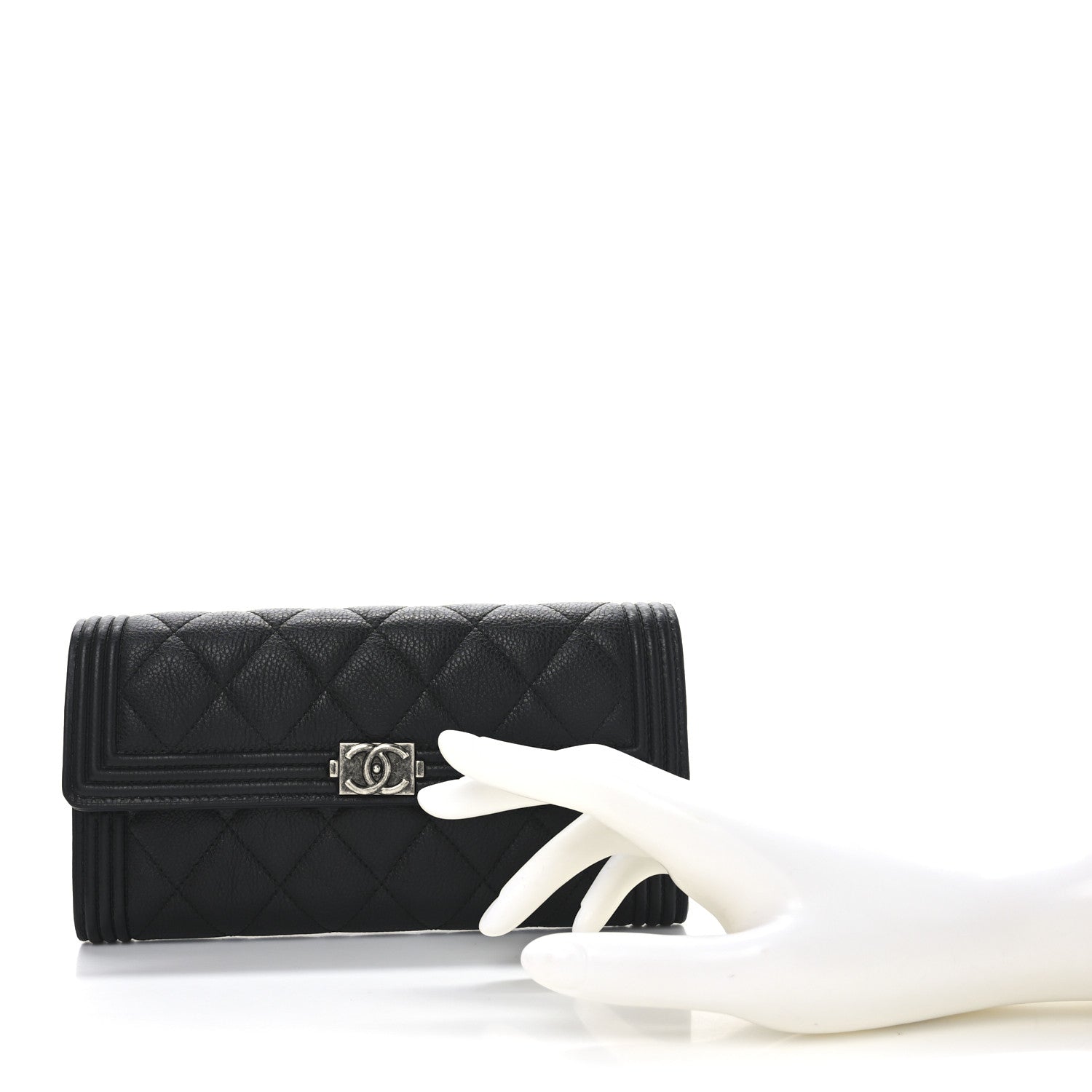 Caviar Quilted Large Boy Gusset Flap Wallet Black