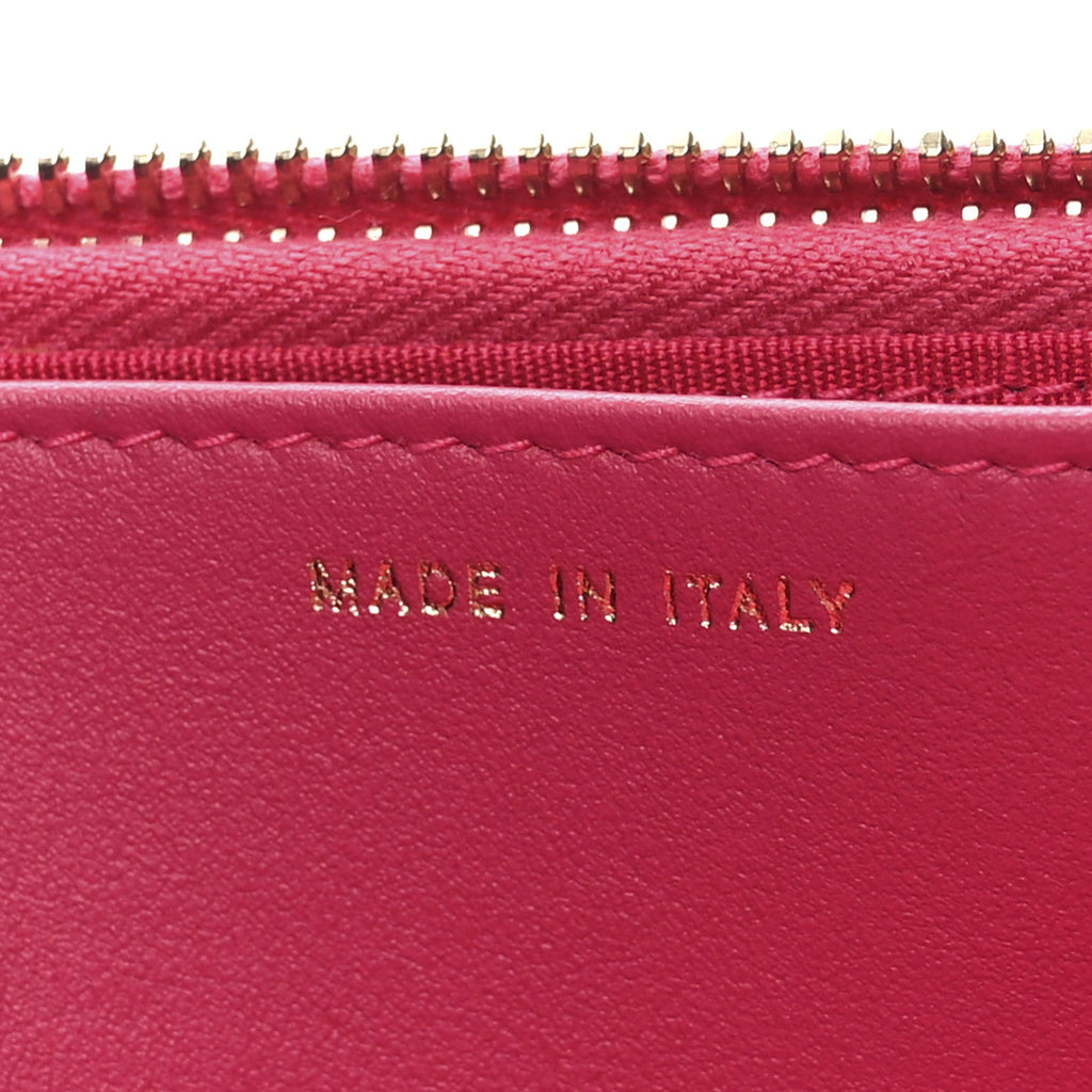 Caviar Quilted Golden Class Wallet On Chain WOC Fuchsia