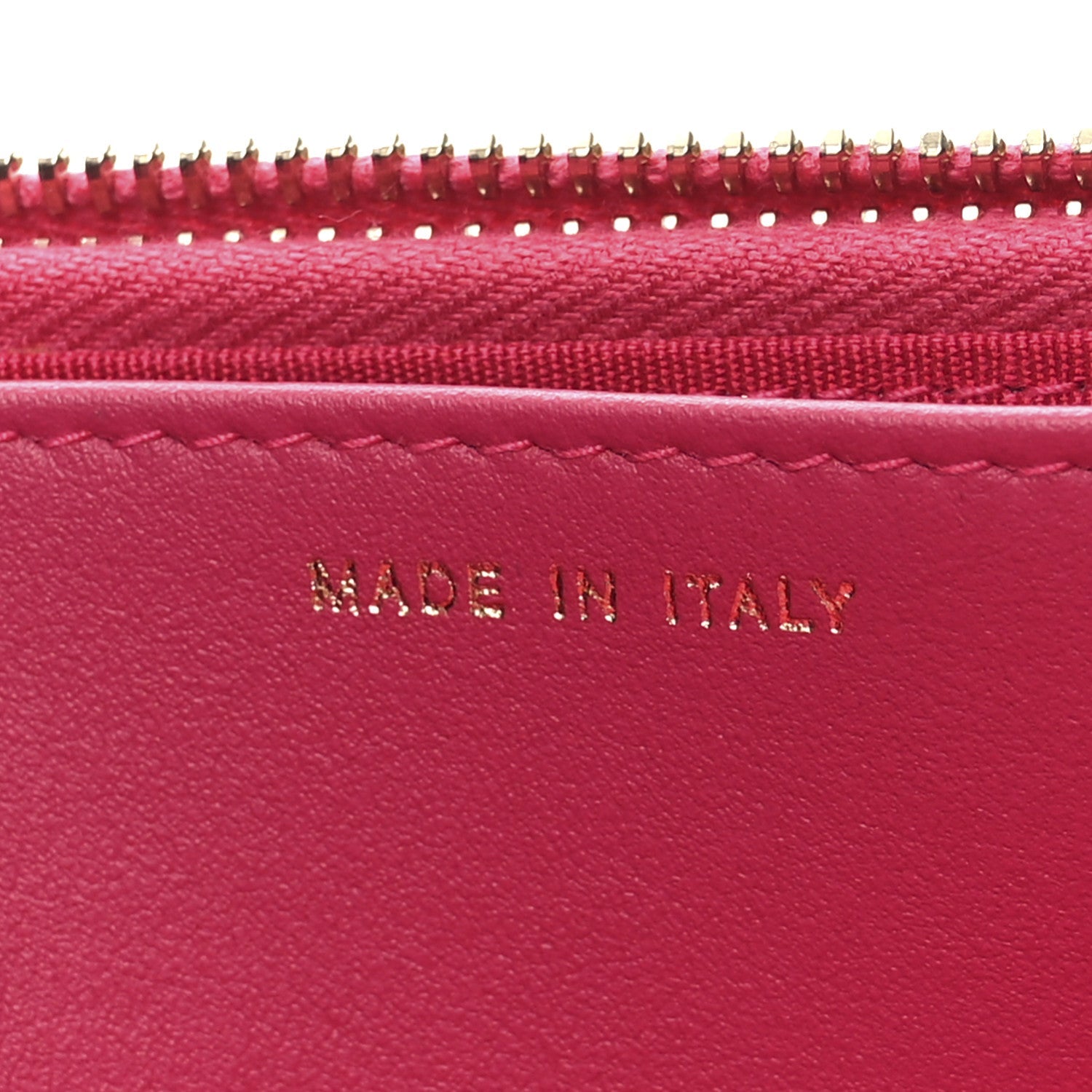 Caviar Quilted Golden Class Wallet On Chain WOC Fuchsia