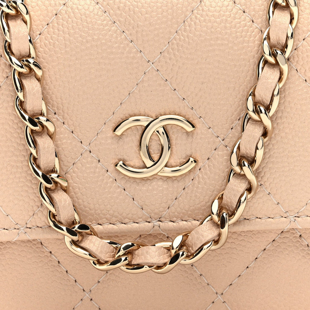 Iridescent Caviar Quilted Pearl  Holder On Chain Beige