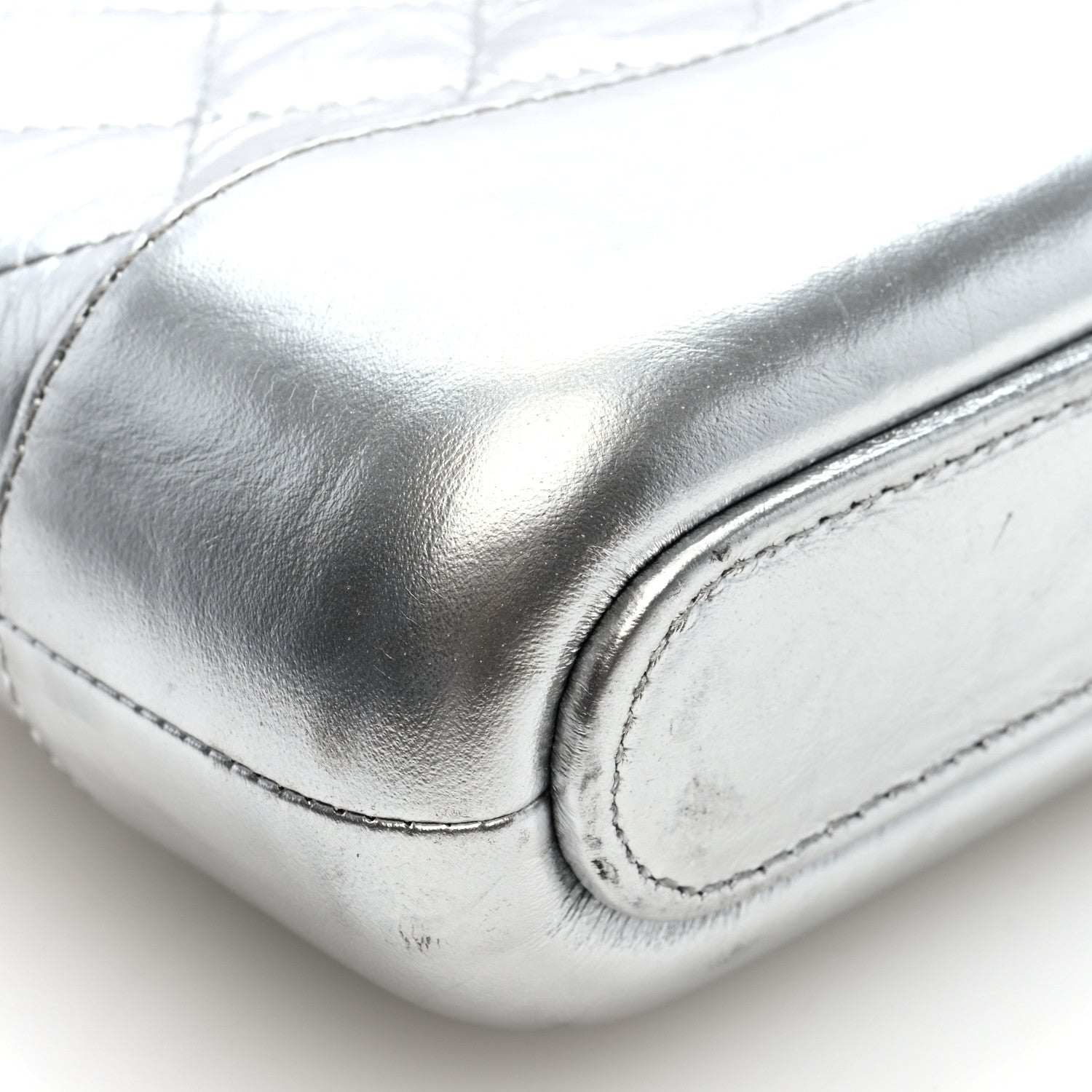 Metallic Lambskin Calfskin Quilted Small Gabrielle Clutch With Chain Silver