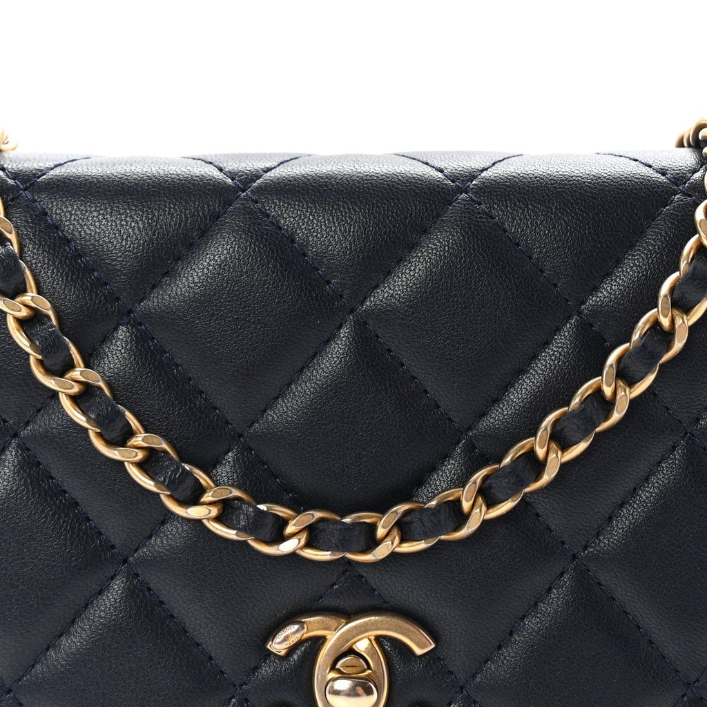Lambskin Quilted Pearl Crush Wallet on Chain WOC Navy
