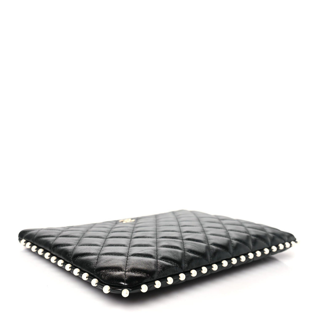 Calfskin Quilted Pearl Medium Cosmetic Case Black