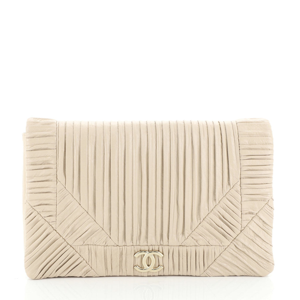 Coco Pleats Flap Clutch Pleated Crumpled Calfskin Small