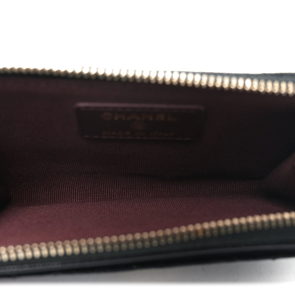 Caviar Quilted CC Zip Around  Holder Black