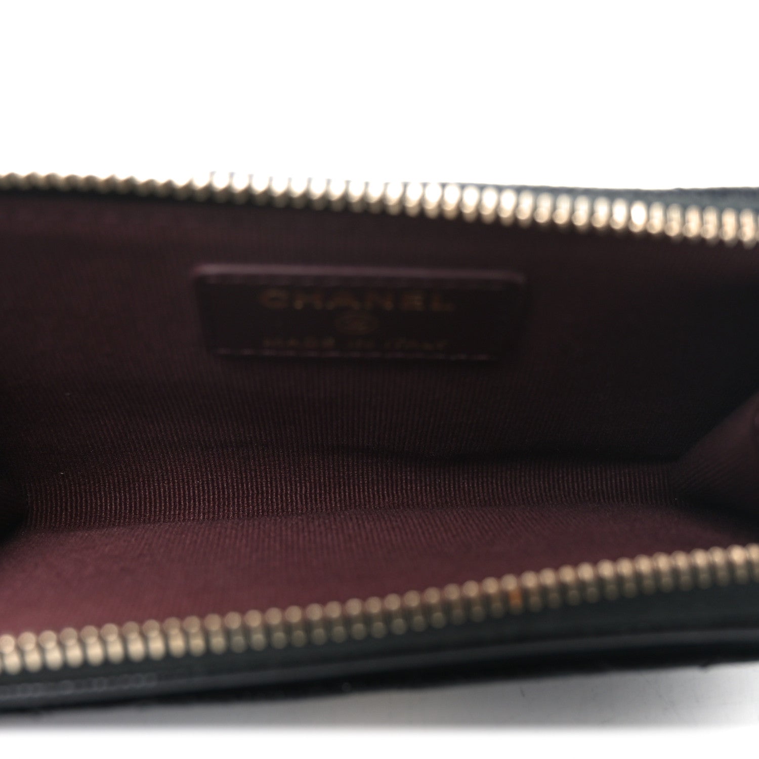 Caviar Quilted CC Zip Around  Holder Black