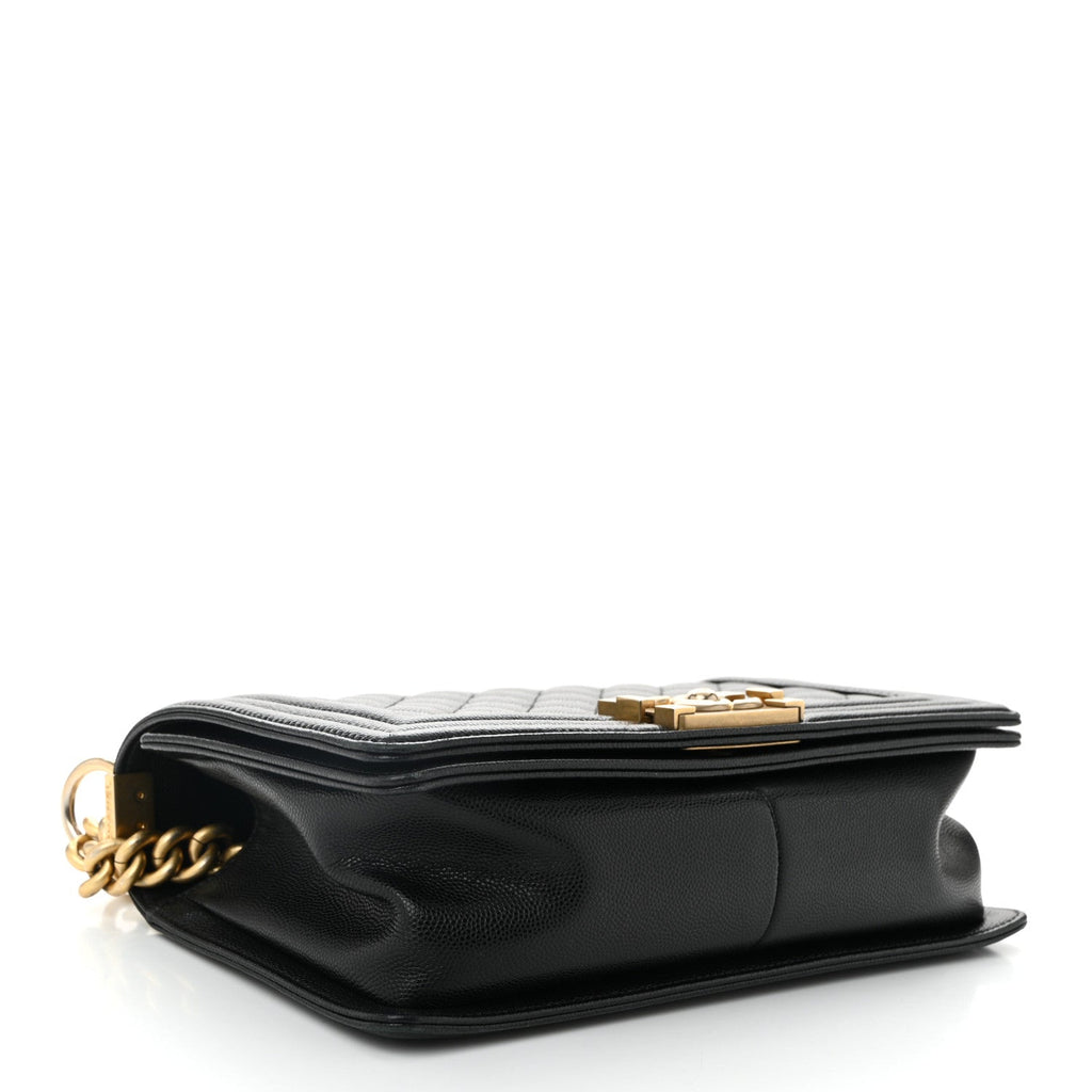 Caviar Quilted Medium Boy Flap Black