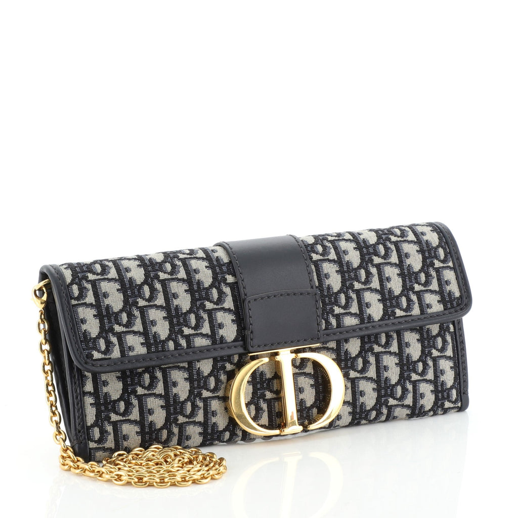 30 Montaigne Clutch Oblique Canvas