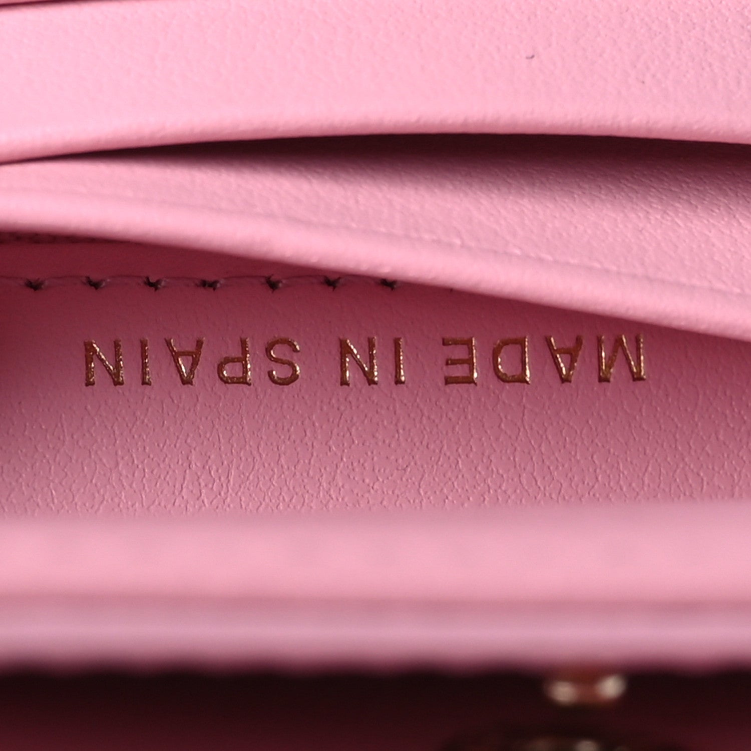 Caviar Quilted Multi Chain CC Compact Bifold Wallet Pink