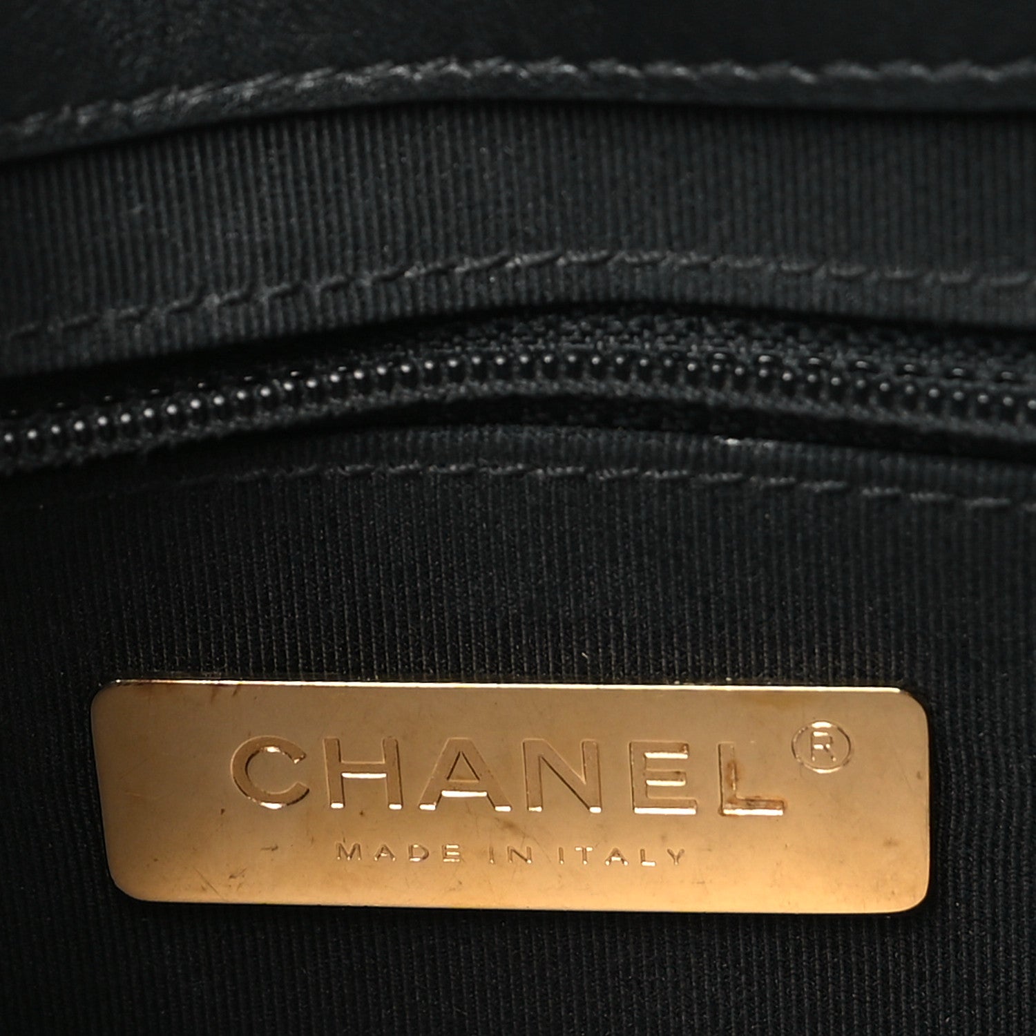 Calfskin Caviar Quilted Chain Handle Flap Black