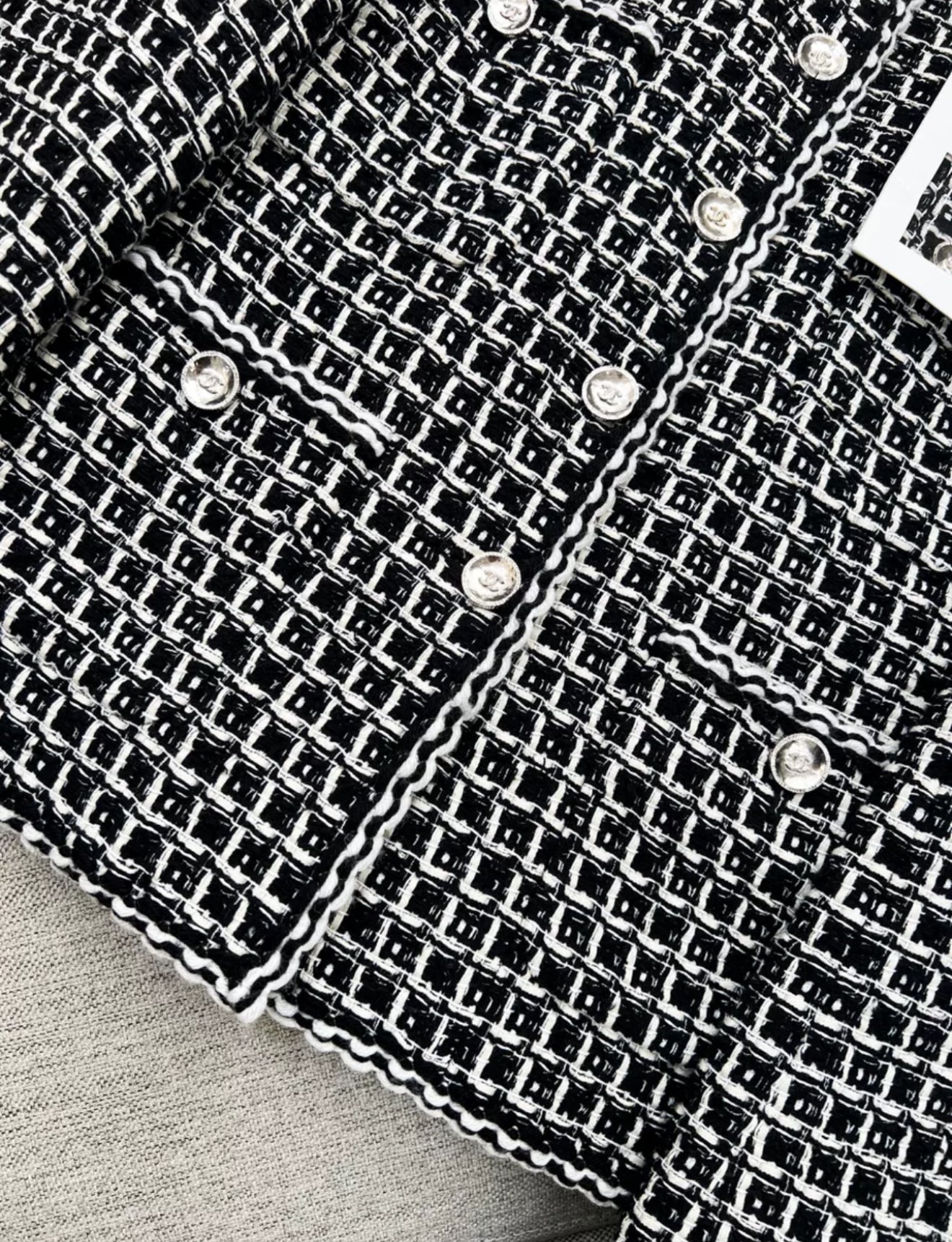 Chanel 25C black and white jacket