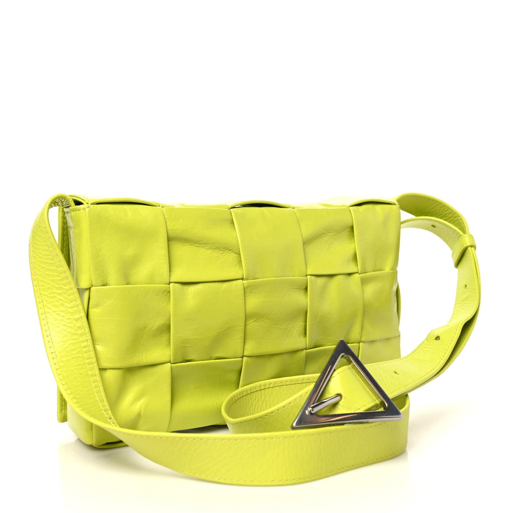 Paper Calfskin Maxi Intreccio Small Cassette Crossbody Bag Kiwi