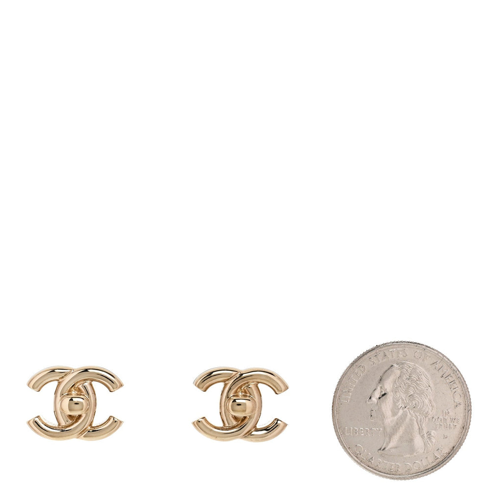 Metal CC Turnlock Earrings Gold