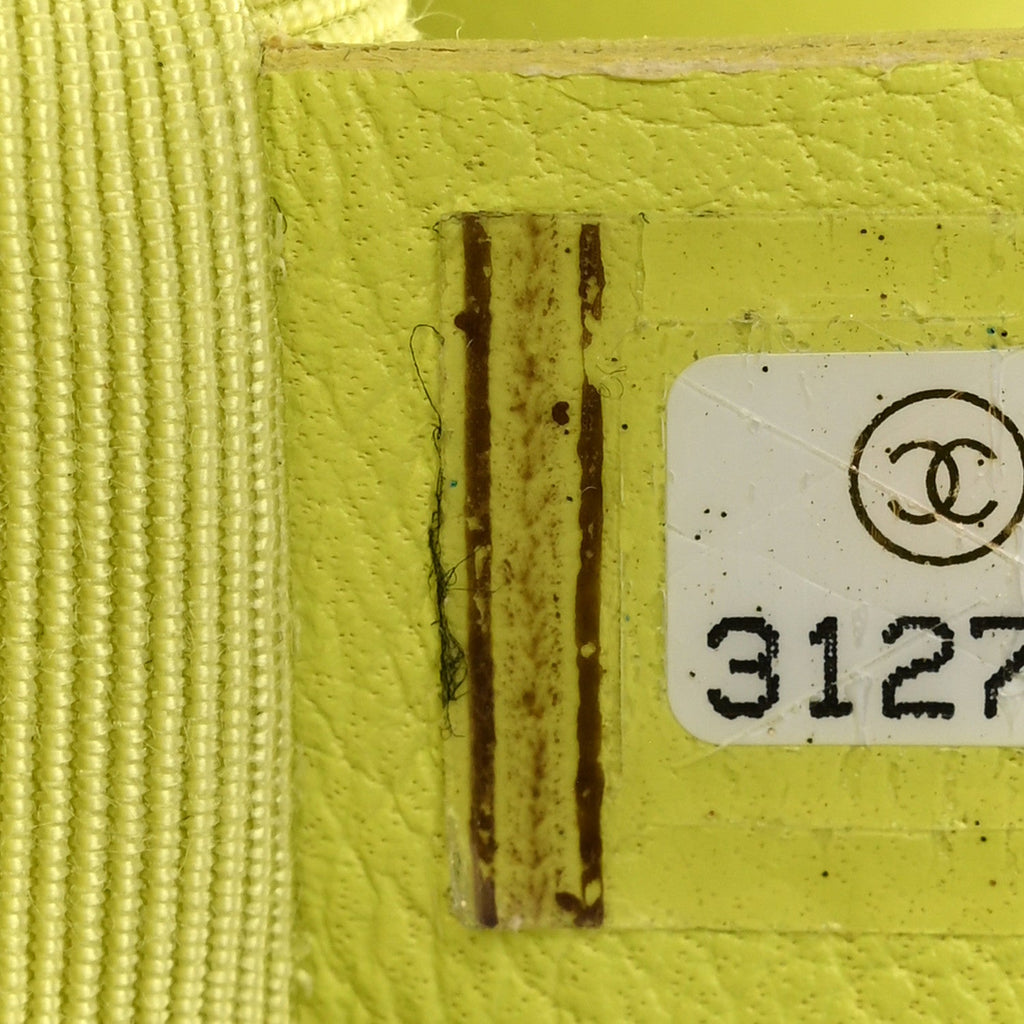 Shiny Lambskin Quilted Medium Chanel 19 Flap Neon Yellow