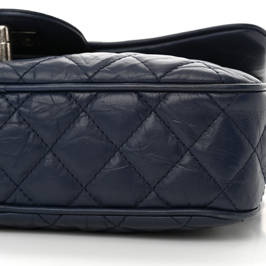 Crumpled Calfskin Quilted Medium Casual Rock Flap Navy