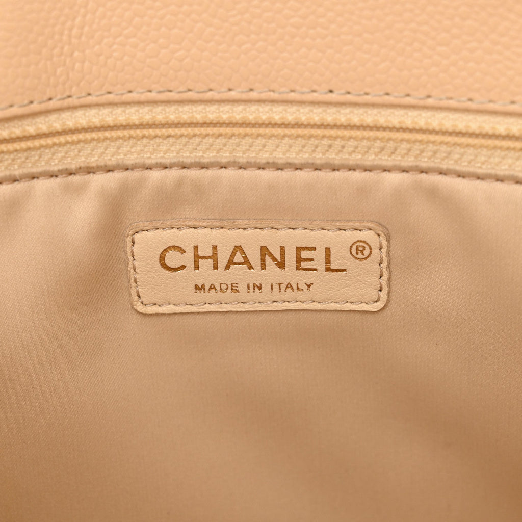 Caviar Quilted Grand Shopping Tote GST Beige Clair