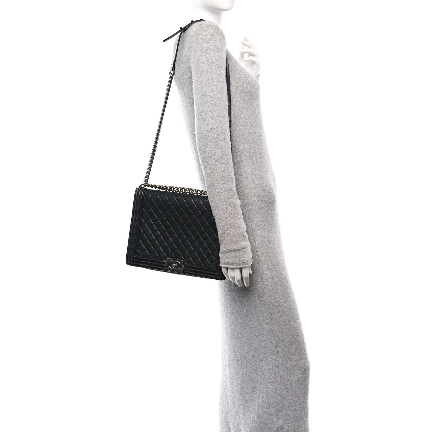 Caviar Quilted Large Boy Flap Black