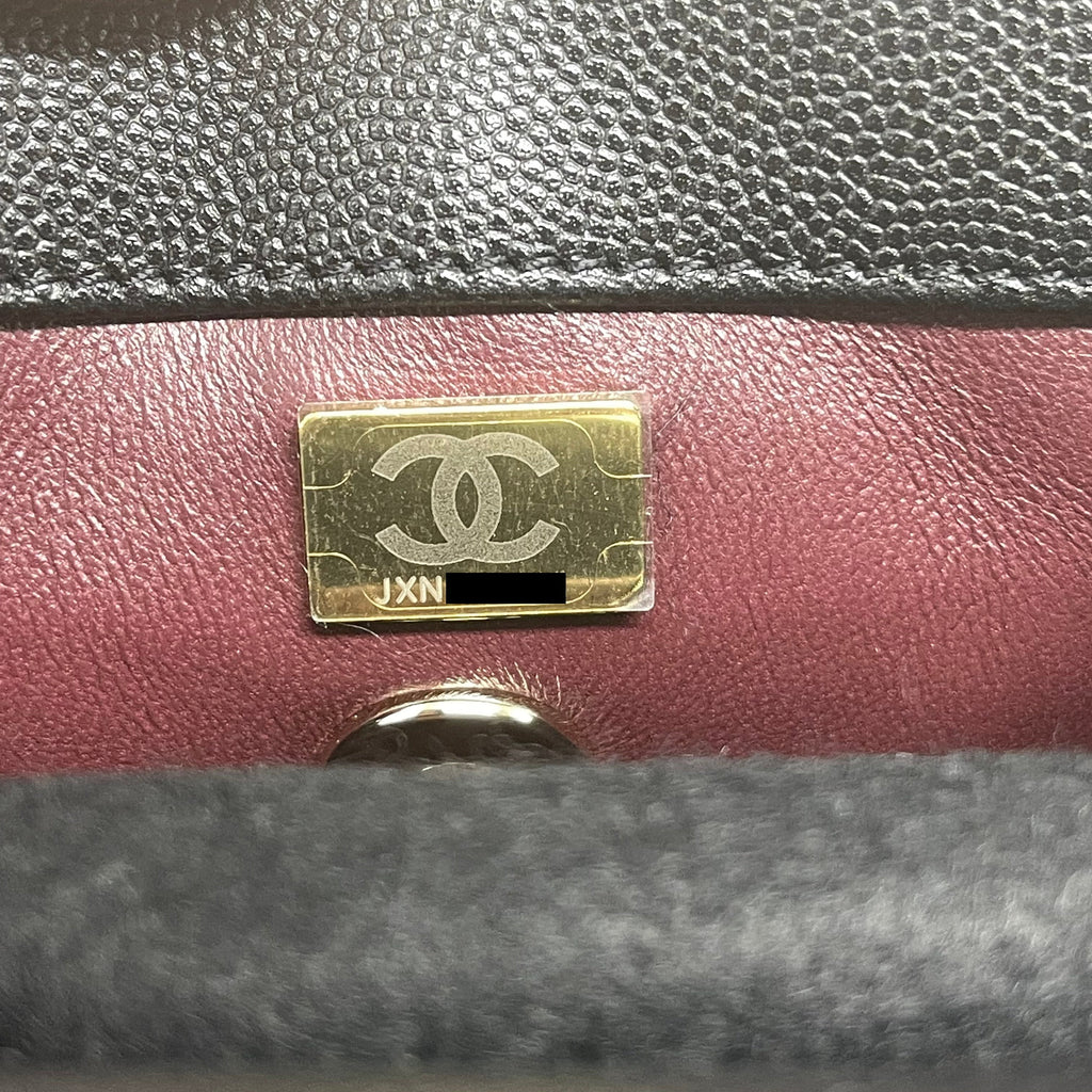Chanel 21K Small Coco Handle 24cm Caviar Black L