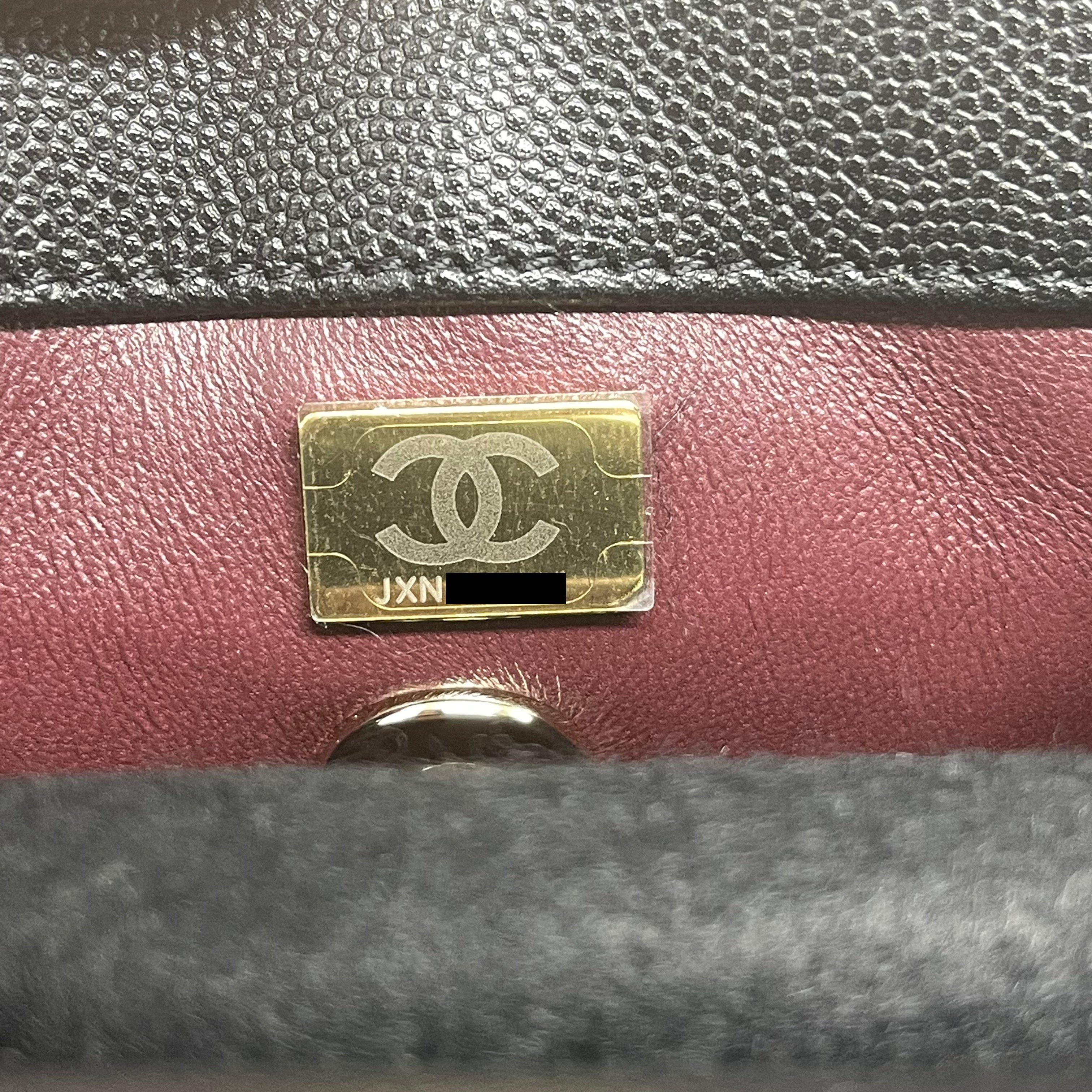 Chanel 21K Small Coco Handle 24cm Caviar Black L