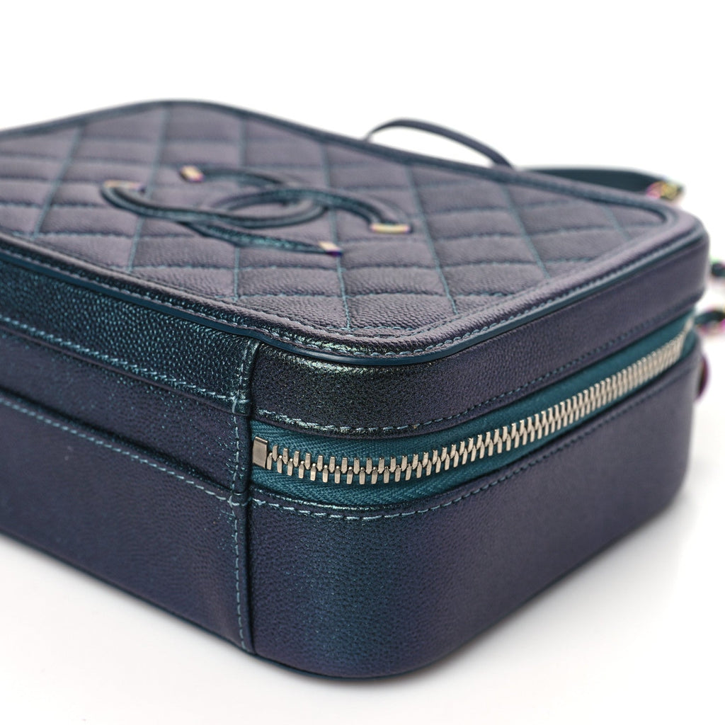 Iridescent Caviar Quilted Medium CC Filigree Vanity Case Dark Turquoise